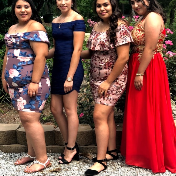 Red and gold long dress - Picture 12 of 12